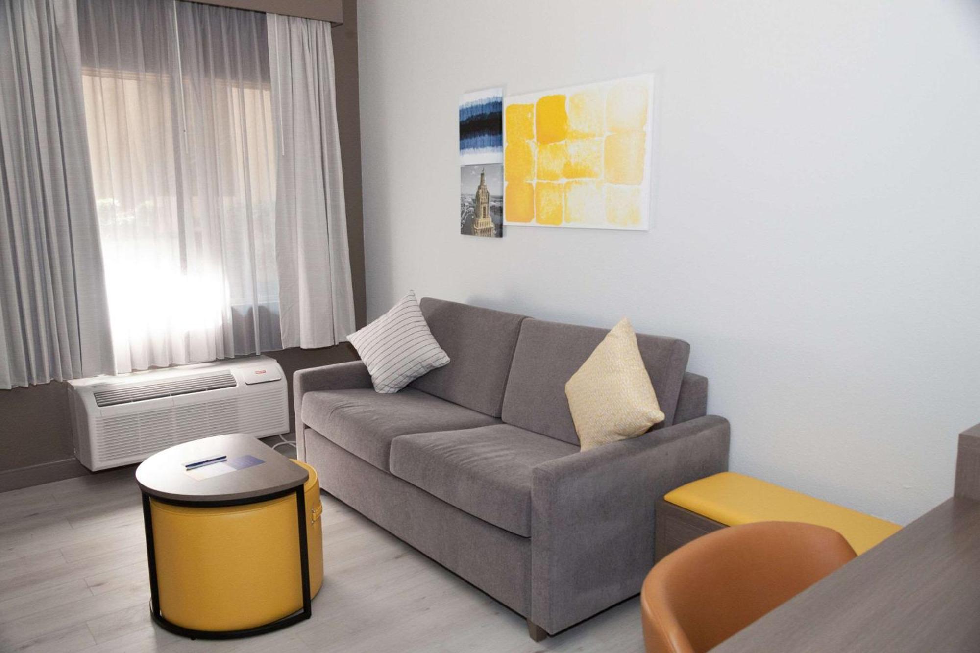 Comfort Suites Baton Rouge South I-10 Extérieur photo