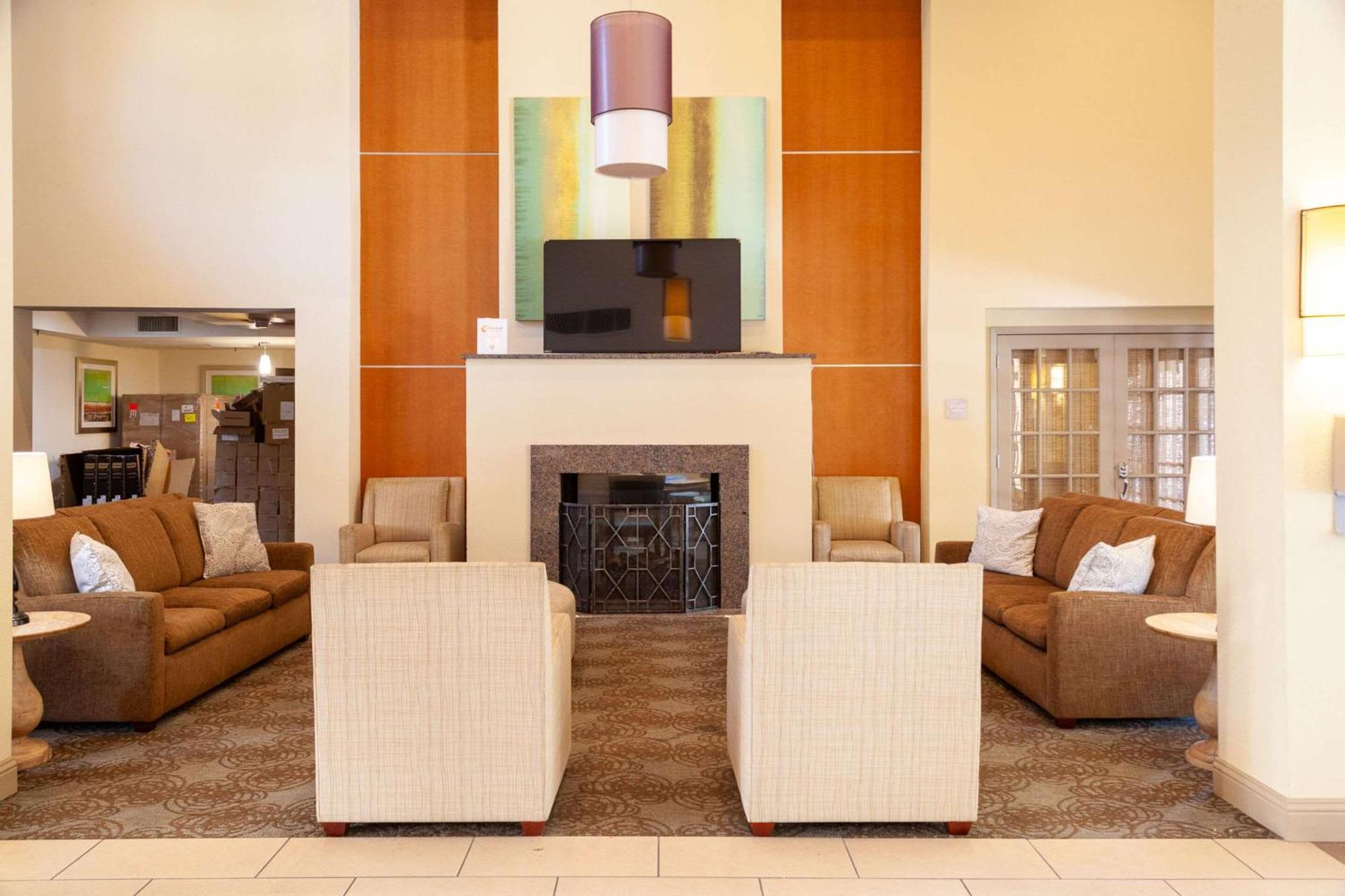 Comfort Suites Baton Rouge South I-10 Extérieur photo