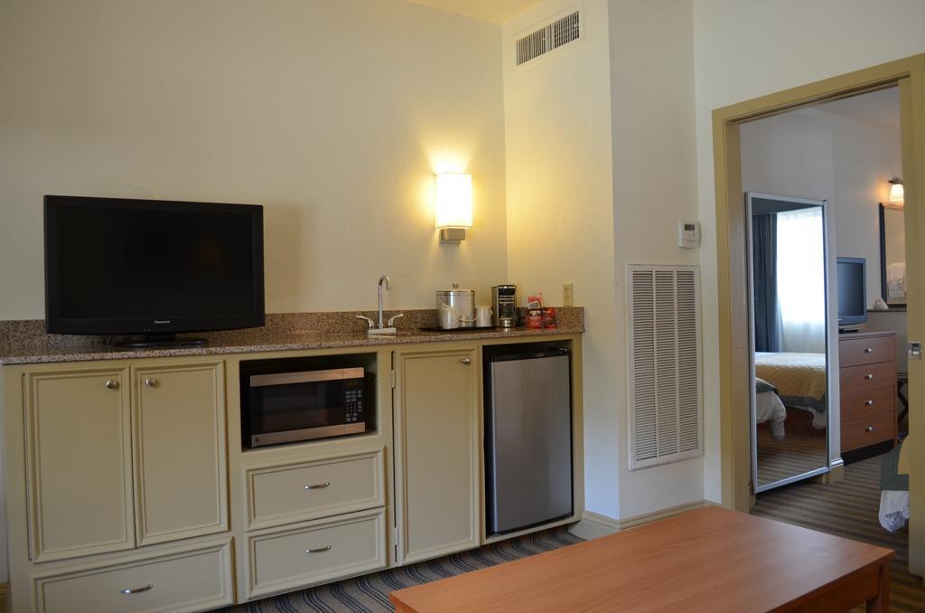 Comfort Suites Baton Rouge South I-10 Extérieur photo